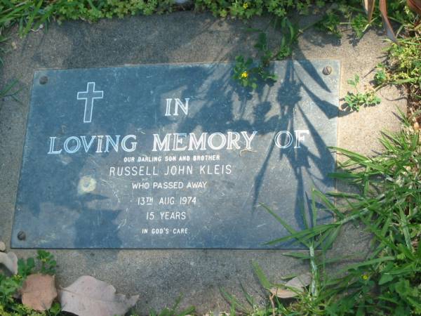 Russell John KLEIS,  | son brother,  | died 13 Aug 1974 aged 15 years;  | Moore-Linville general cemetery, Esk Shire  | 