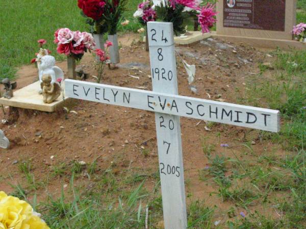 Evelyn Eva SCHMIDT,  | 24-8-1920 - 20-7-2005;  | Mt Mort Cemetery, Ipswich  | 
