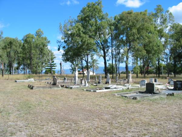 Mt Walker Historic/Public Cemetery, Boonah Shire, Queensland  |   | 