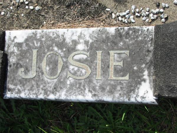 Josephine HAACK (Josie)  | d: 14 Mar 1989, aged 43  | Mt Cotton / Gramzow / Cornubia / Carbrook Lutheran Cemetery, Logan City  |   | 