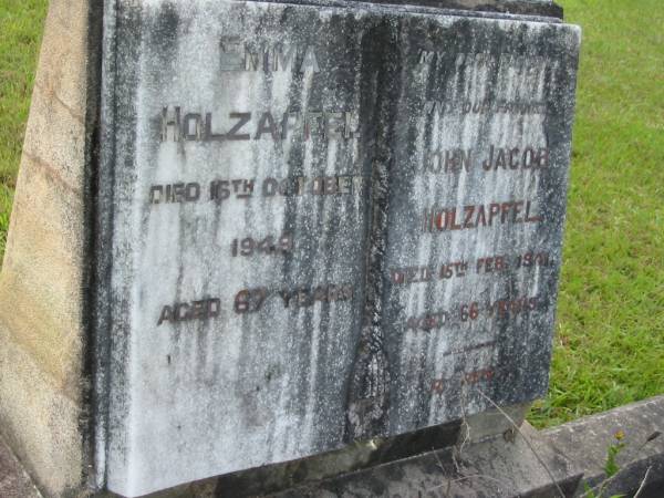 Emma HOLZAPFEL  | 16 Oct 1949, aged 67  | John Jacob HOLZAPFEL  | 15 Feb 1941, aged 66  | Mt Cotton / Gramzow / Cornubia / Carbrook Lutheran Cemetery, Logan City  |   | 