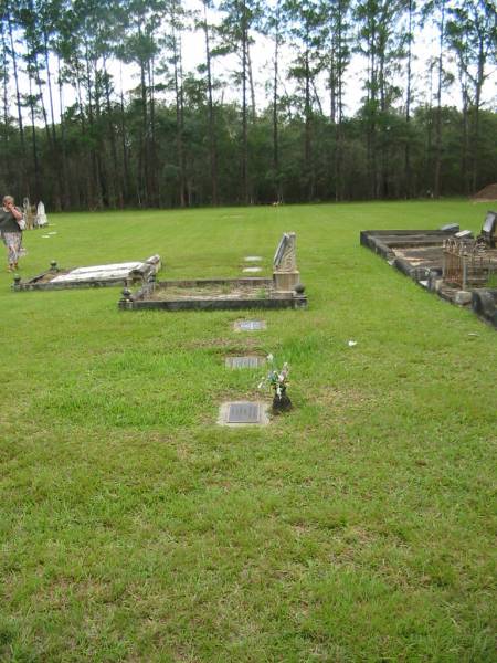 Mt Cotton / Gramzow / Cornubia / Carbrook Lutheran Cemetery, Logan City  |   | 