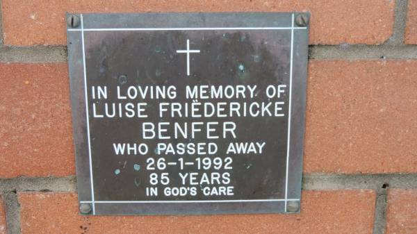 Luise Friedericke Benfer  | d: 26 Jan 1992 aged 85  | Mount Cotton St Pauls Lutheran Columbarium wall  |   | 