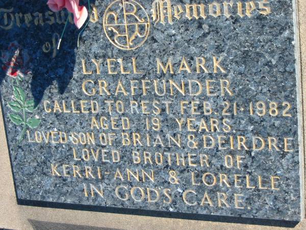 Lyell Mark GRAFFUNDER  | 21 Feb 1982, aged 19  | (son of Brian and Deirdre, brother of Kerri-Ann and Lorelle)  | Mount Beppo Apostolic Church Cemetery  | 