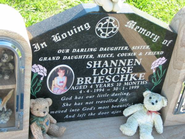 Shannen Louise BRIESCHKE  | b: 4 Apr 1994, d: 30 Jan 1999, aged 4 years 10 months  | Mount Beppo Apostolic Church Cemetery  | 