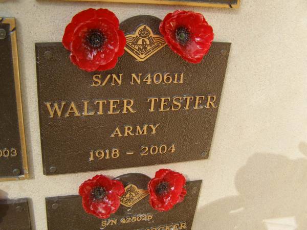Walter TESTER; 1918 - 2004  | War Memorial, Elsie Laver Park, Mudgeeraba  | 