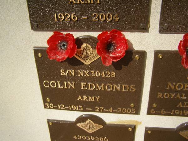 Colin EDMONDS; 30-12-1913 - 27-4-2005  | War Memorial, Elsie Laver Park, Mudgeeraba  | 