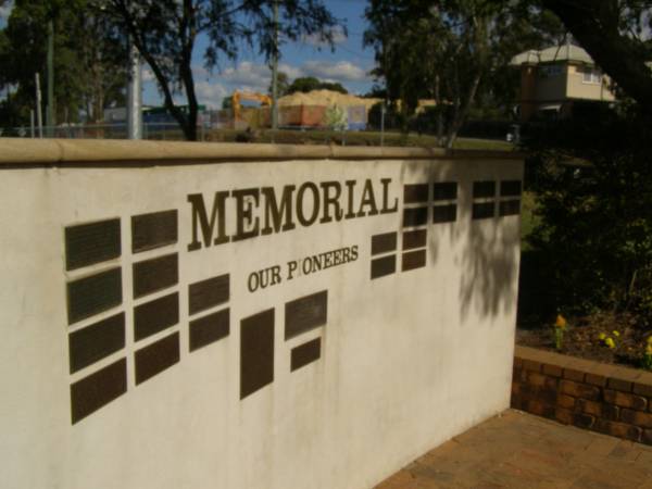 Pioneers Memorial, Elsie Laver Park, Mudgeeraba  | 