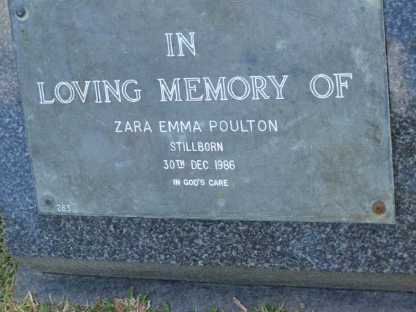 Zara Emma POULTON,  | stillborn 30 Dec 1986;  | Mudgeeraba cemetery, City of Gold Coast  | 