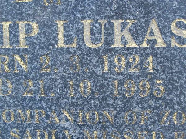 Josip LUKAS,  | born 2-3-1924,  | died 21-10-1995,  | companion of Zora,  | missed by Chris & Danny;  | Mudgeeraba cemetery, City of Gold Coast  | 