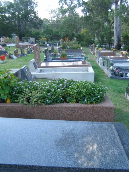 Mudgeeraba cemetery, City of Gold Coast  | 