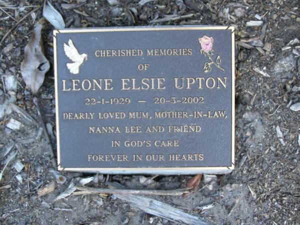 Leone Elsie UPTON,  | 22-1-1929 - 20-3-2002,  | mum mother-in-law nanna Lee;  | Mudgeeraba cemetery, City of Gold Coast  | 