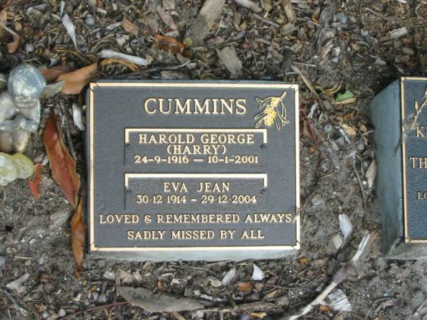 Harold George (Harry) CUMMINS,  | 24-9-1916 - 10-1-2001;  | Eva Jane CUMMINS,  | 30-12-1914 - 29-12-2004;  | Mudgeeraba cemetery, City of Gold Coast  | 