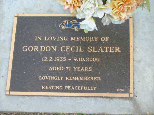 Gordon Cecil SLATER,  | 12-2-1935 - 9-10-2006 aged 71 years;  | Mudgeeraba cemetery, City of Gold Coast  | 