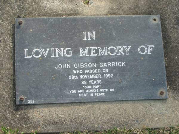 John Gibson GARRICK,  | died 28 Nov 1992 aged 88 years,  | pop;  | Mudgeeraba cemetery, City of Gold Coast  | 