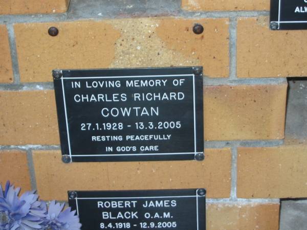 Charles Richard COWTAN,  | 27-1-1928 - 13-3-2005;  | Mudgeeraba cemetery, City of Gold Coast  | 