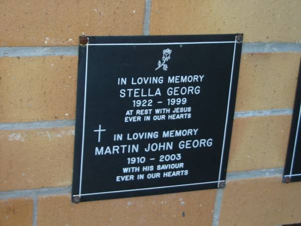 Stella GEORG,  | 1922 - 1999;  | Martin John GEORG,  | 1910 - 2003;  | Mudgeeraba cemetery, City of Gold Coast  | 