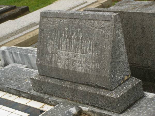 Mary Helen TREDWELL,  | mother  | died 31 Aug 1951 aged ?? years;  | Arthur TREDWELL,  | father,  | died 30 Dec 1953 aged 89 years;  | Murwillumbah Catholic Cemetery, New South Wales  | 