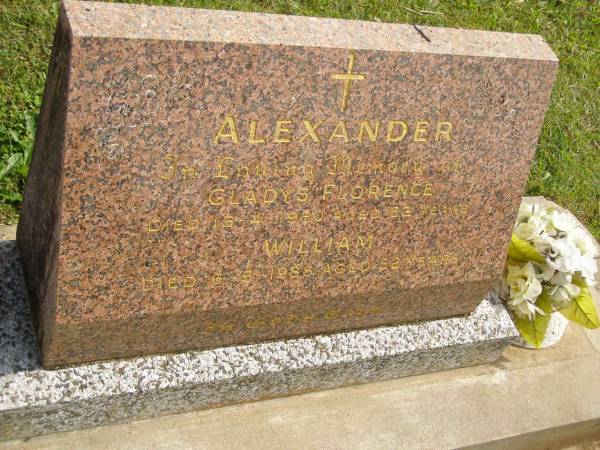 Gladys Florence ALEXANDER,  | died 15-4-1980 aged 82? years;  | William ALEXANDER,  | died 6-5-1985 aged 82 years;  | Murwillumbah Catholic Cemetery, New South Wales  | 