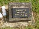 
Kathryn ROGERS,
born 13-12-65,
died 14-12-65;
Murwillumbah Catholic Cemetery, New South Wales
