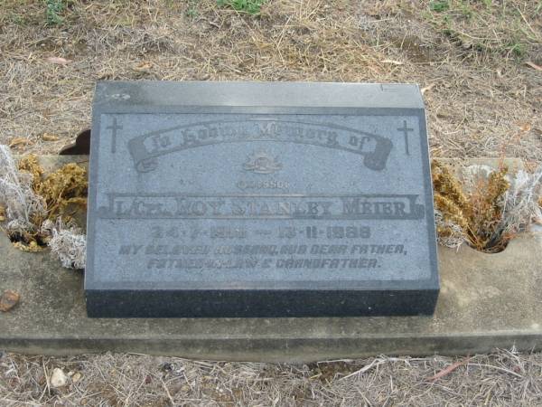 Roy Stanley MEIER  | 24-7-1918 - 13-11-1988  |   | Mutdapilly general cemetery, Boonah Shire  | 