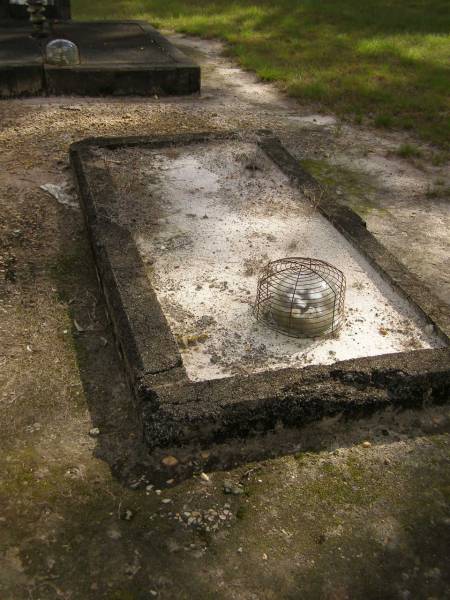 Nikenbah Aalborg Danish Cemetery, Hervey Bay  | 