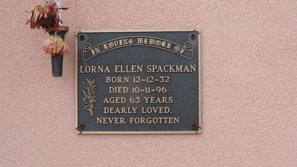 Lorna Ellen SPACKMAN  |   | b: 12 Dec 1932  | d: 10 Nov 1996, aged 63  |   | Peak Downs Memorial Cemetery / Capella Cemetery  | 