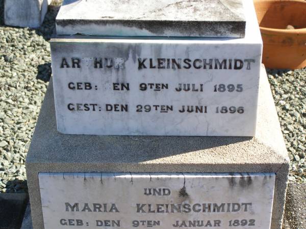 Arthur KLEINSCHMIDT,  | born 9 July 1895,  | died 29 June 1896;  | Maria KLEINSCHMIDT,  | born 9 Jan 1892,  | died 25 Oct 1901;  | Pimpama Island cemetery, Gold Coast  | 