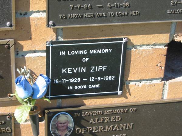 Kevin ZIPF,  | 16-11-1928 - 12-9-1982;  | Pimpama Island cemetery, Gold Coast  | 