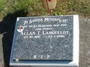 Allan T. LANGFELDT, husband pop poppy, 25-10-1919 - 23-1-1996; Pimpama Island cemetery, Gold Coast 