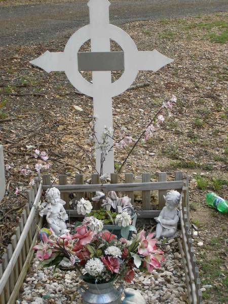Barbara May MOORE,  | born 22-4-1937,  | died 4-6-2002;  | Pimpama Uniting cemetery, Gold Coast  | 