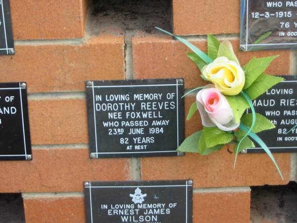 Dorothy REEVES (nee FOXWELL),  | died 23 June 1984 aged 82 years;  | Pimpama Uniting cemetery, Gold Coast  | 