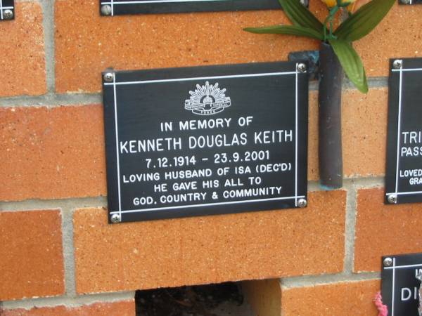 Kenneth Douglas KEITH,  | 7-12-1914 - 23-9-2001,  | husband of Isa (dec'd);  | Pimpama Uniting cemetery, Gold Coast  | 