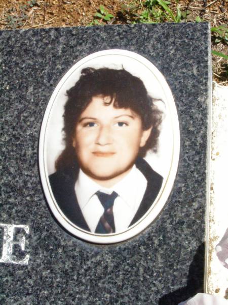 Samantha Jayne DE'AMBROSIS-MCINTOSH,  | 5-8-1973 - 21-9-1990;  | Pine Mountain St Peter's Anglican cemetery, Ipswich  | 