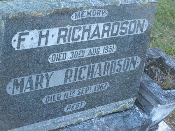 F.H. RICHARDSON,  | died 30 Aug 1951;  | Mary RICHARDSON,  | died 11 Sept 1967;  | Polson Cemetery, Hervey Bay  | 