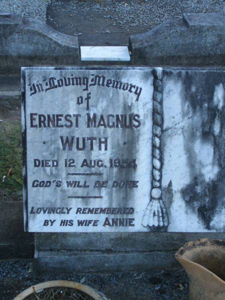 Ernest Magnus WUTH,  | died 12 Aug 1954,  | wife Annie;  | Polson Cemetery, Hervey Bay  | 