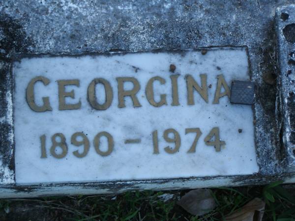 Jim MARLES,  | 1886 - 1960;  | Georgina MARLES,  | 1890 - 1974;  | Polson Cemetery, Hervey Bay  | 