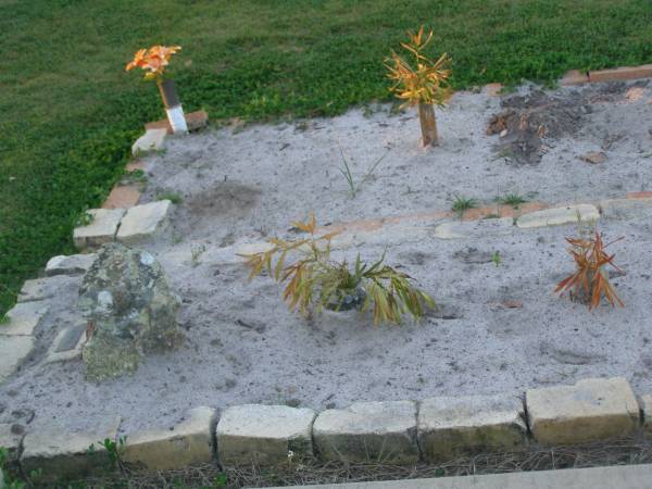 Darren;  | Polson Cemetery, Hervey Bay  | 