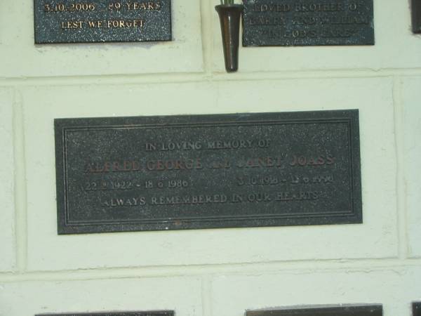 Alfred George JOASS,  | 22-2-1922 - 18-6-1986;  | Janet JOASS,  | 3-10-1918 - 13-8-1998;  | Polson Cemetery, Hervey Bay  | 