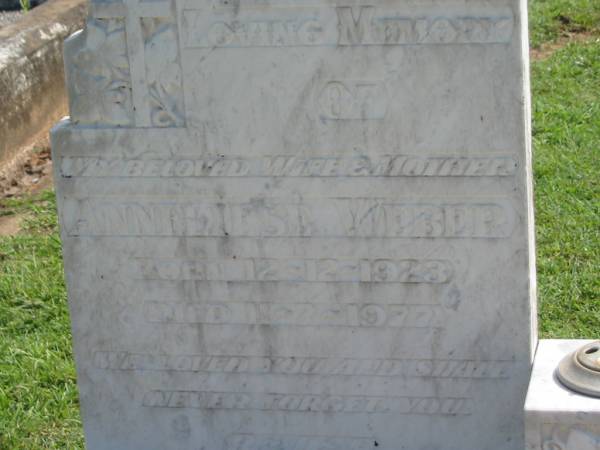 Anneliese WEBER,  | wife mother,  | born 12-12-1923,  | died 11-7-1977;  | Polson Cemetery, Hervey Bay  | 
