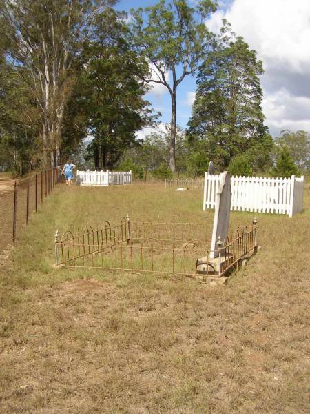 Ravensbourne cemetery, Crows Nest Shire  | 