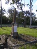 
Willie, only son of William & Eliza FIELDING,
drowned Redland Bay 30 Dec 1905 aged 18 years;
Serpentine Creek Cemetery, Redlands Shire
