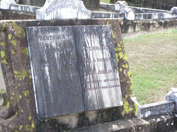 Bertha A.H, STEINHARDT,  | born 16 Sept 1875 died 11 Dec 1928;  | Franz C. STEINHARDT,  | born 4 Feb 1872 died 16 June 1963;  | Ropeley Immanuel Lutheran cemetery, Gatton Shire  | 