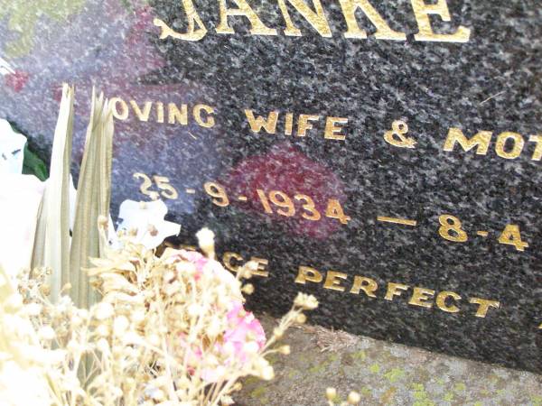 Marina Agnes JANKE, wife mother,  | 25-9-1934 - 8-4-1986;  | Ropeley Immanuel Lutheran cemetery, Gatton Shire  | 