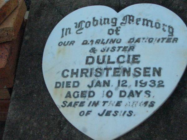 Dulcie CHRISTENSEN, daughter sister,  | died 12 Jan 1932 aged 10 days;  | Rosevale Church of Christ cemetery, Boonah Shire  | 