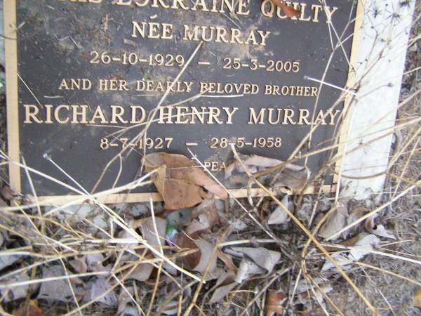 Valmai Eileen MURRAY,  | died 30-5-1937 aged 29 years;  | Oliver Ernest SHEPHERD,  | brother,  | died 2-3-1938 aged 27 years;  | Iris Lorraine QUILTY (nee MURRAY),  | 26-10-1929 - 25-3-2005;  | Richard Henry MURRAY,  | brother,  | 8-7-1927 - 28-5-1958;  | Bald Hills (Sandgate) cemetery, Brisbane  | 