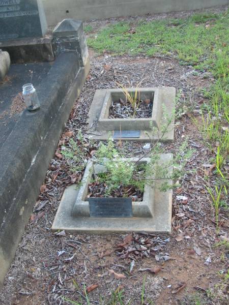 Vivian GOWELL,  | died 2-1-85 aged 64 years;  | Ida HALL (nee HOHNKE),  | born 1890,  | died 29-7-1983;  | Bald Hills (Sandgate) cemetery, Brisbane  | 