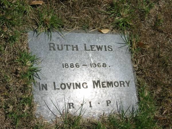 Ruth Lewis 1886-1968  |   | Sherwood (Anglican) Cemetery, Brisbane  | 