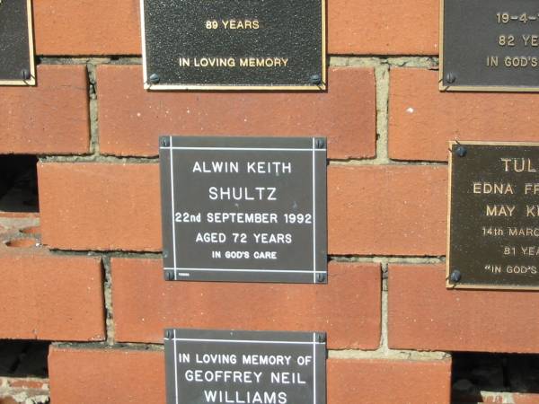 Alwin Keith SHULTZ  | 22 Sep 1992  | aged 72  |   | Sherwood (Anglican) Cemetery, Brisbane  | 