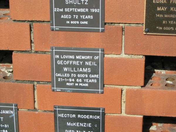 Geoffrey Neil WILLIAMS  | 21-1-94 aged 66 yrs  |   | Sherwood (Anglican) Cemetery, Brisbane  | 